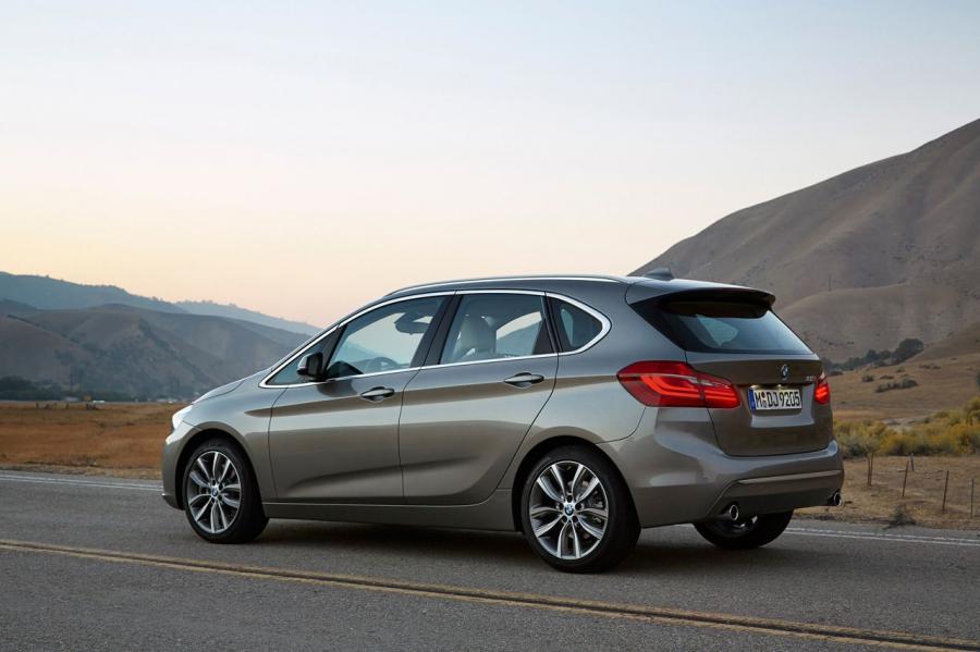  BMW 2-Series Active Tourer 2014 года  (фото 5 из 64)
